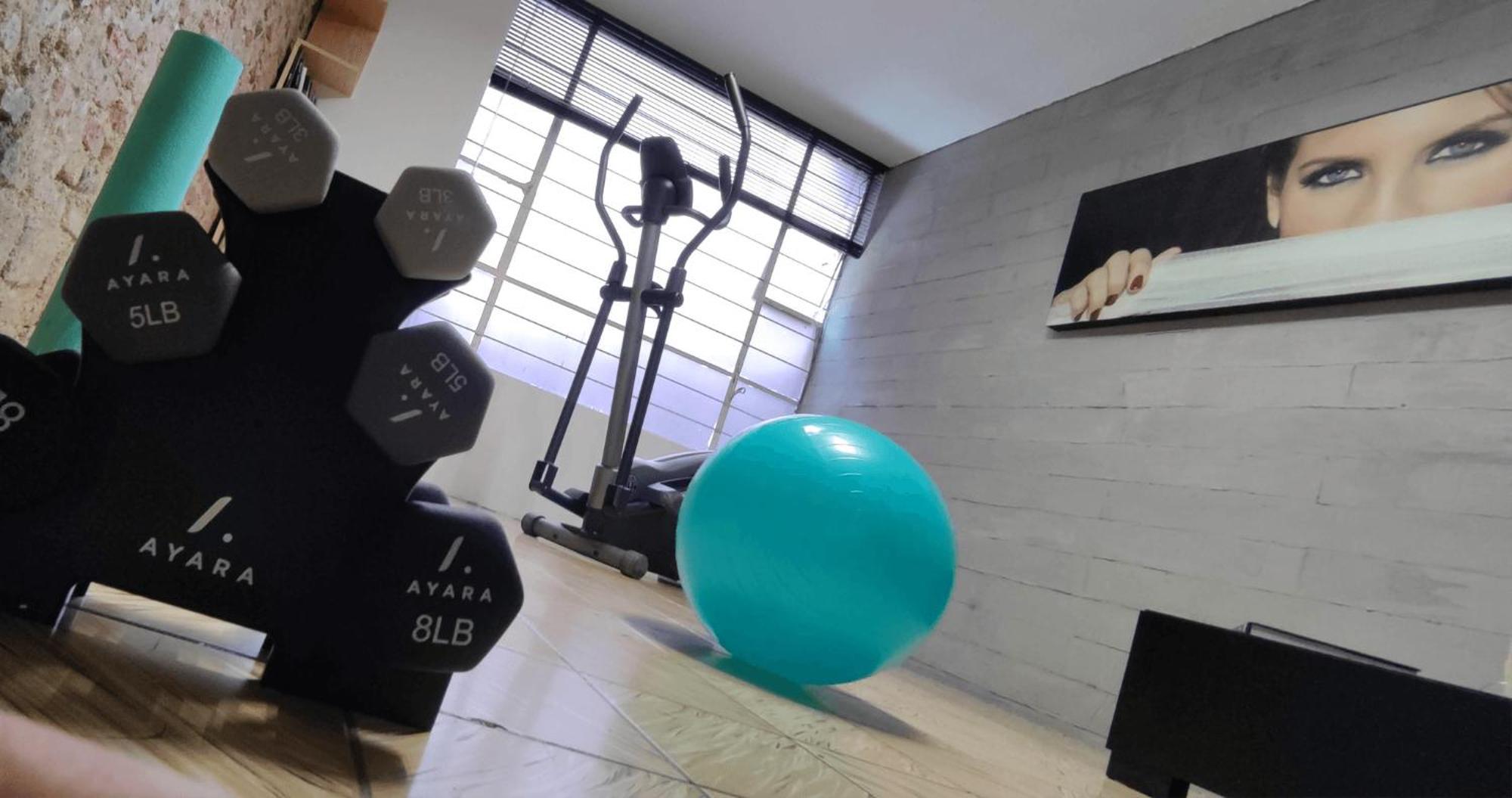 Habitaciones Privadas Con Bano Propio En Una Zona Segura Y Centrica De Guadalajara. מראה חיצוני תמונה